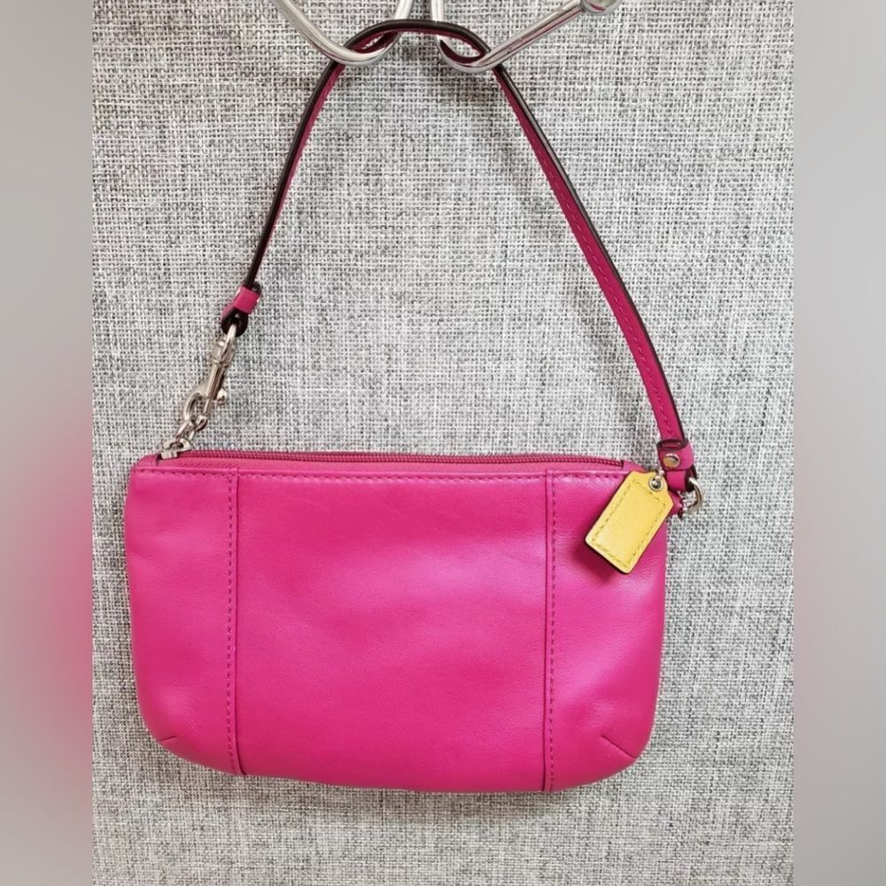 EUC Coach Barbie-Pink Leather Small Wristlet Bag - Picture 2 of 11